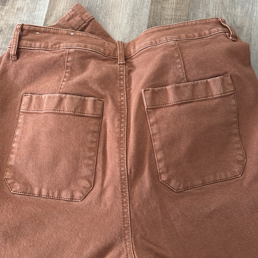 Orange Pant - Picture 4 of 9
